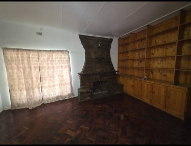 4 BEDROOM HOUSE FOR SALE IN SASOLBURG EXT 4